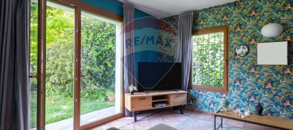 5 Schlafzimmer Villa in Verbania, Italy, Nr. 319468 21