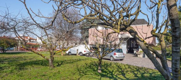 6 bedrooms House in Azzano San Paolo, Italy No. 214415 29