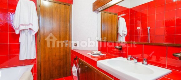 6 bedrooms House in Azzano San Paolo, Italy No. 214415 28