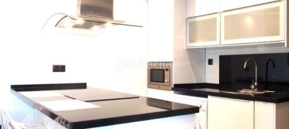 1 bedroom Apartment in Marbella, Spain No. 132641 9