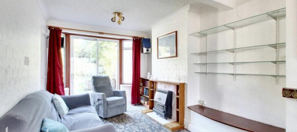 3 bedrooms House in Hayes, United Kingdom No. 5081 5