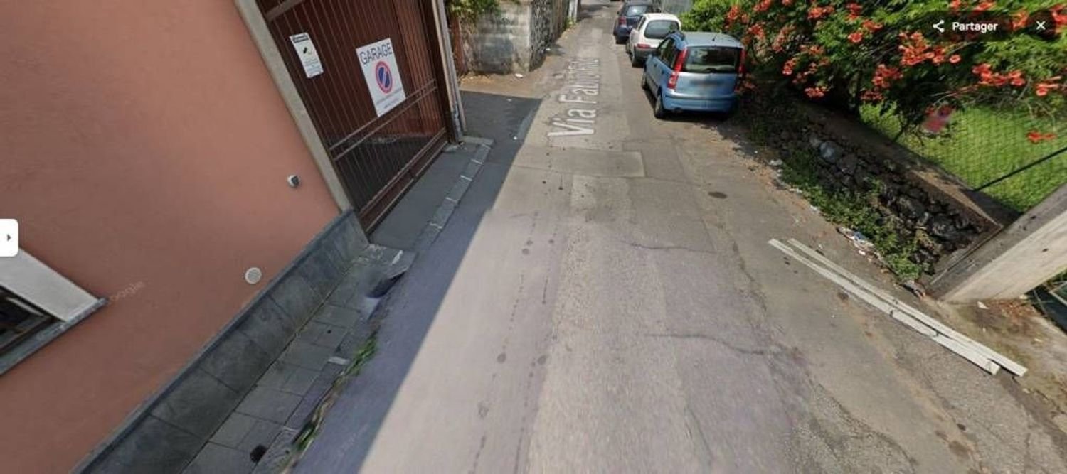 2270m² Land in Belpasso, Italy No. 291436