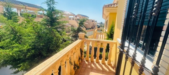 3 Schlafzimmer Haus in Alicante, Spain, Nr. 181991 11