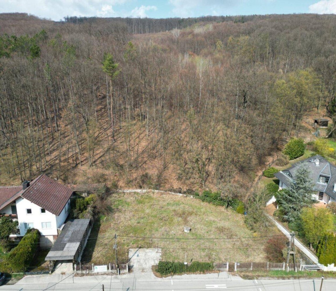 962m² Land in Klosterneuburg, Austria No. 164011