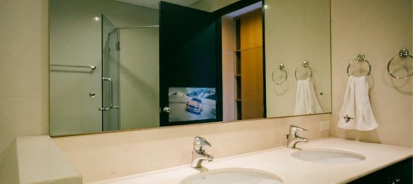 3 bedrooms Condo in Bangkok, Thailand No. 3393 13