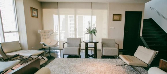 3 bedrooms Condo in Bangkok, Thailand No. 3393 2