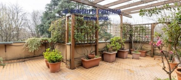 4 bedrooms Apartment in Milan, Italy No. 243684 15