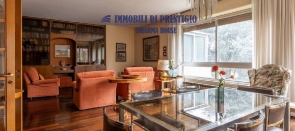 4 bedrooms Apartment in Milan, Italy No. 243684 2