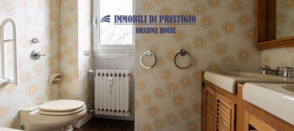 4 bedrooms Apartment in Milan, Italy No. 243684 11