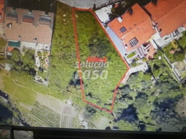 835m² Land in Vila Nova de Gaia, Portugal No. 20756