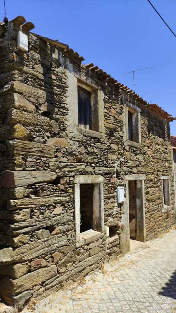 Terrain à Perais, Portugal 860m² No. 302685