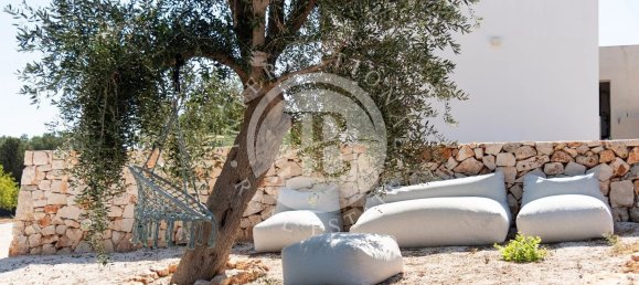 Замки и поместья с 4 спальнями в Остуни, Италия № 309530 34