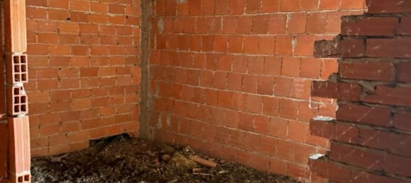 3-salle Appartement à Casale Monferrato, Italy No. 269456 24