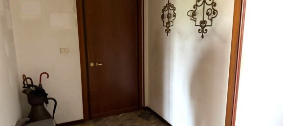 3-salle Appartement à Casale Monferrato, Italy No. 269456 7