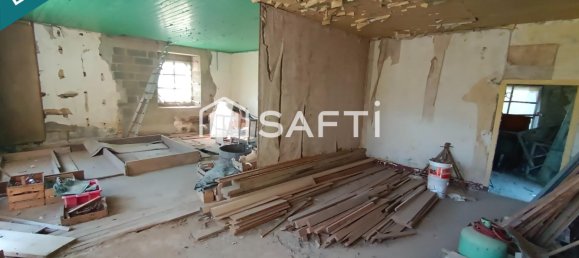 3 Schlafzimmer Haus in Vire, France, Nr. 330210 5