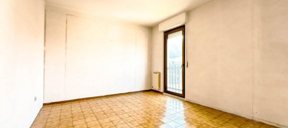 3-salle Appartement à Borgosesia, Italy No. 234209 14