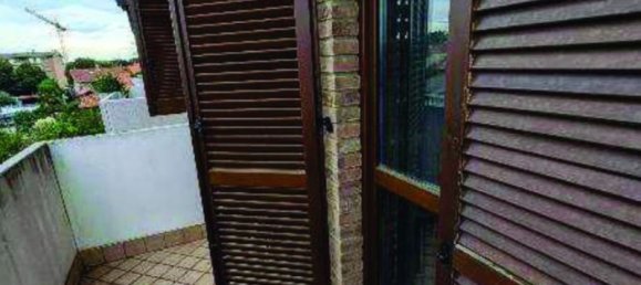 Apartamento de 4 divisões em Seregno, Italy N.º 228024 2