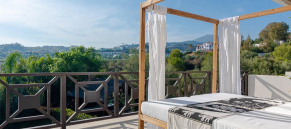 5 bedrooms Villa in Marbella, Spain No. 115430 21