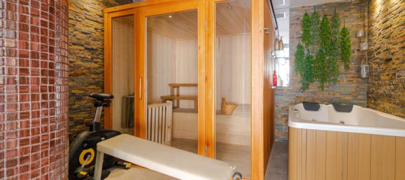 5 bedrooms Villa in Marbella, Spain No. 115430 28