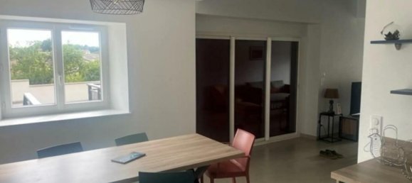 Casa de 3 dormitorios en Puy-de-Dome, France No. 305661 3