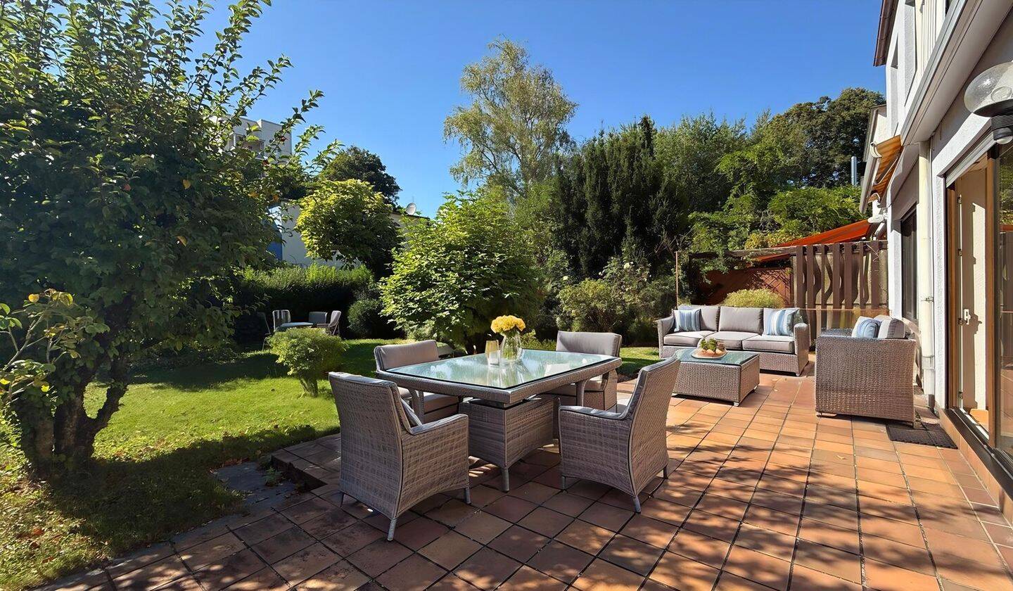 2 bedrooms Townhouse in Frankfurt am Main, Germany No. 320796