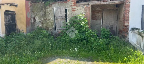 2 rooms House in San Francesco al Campo, Italy No. 139021 2