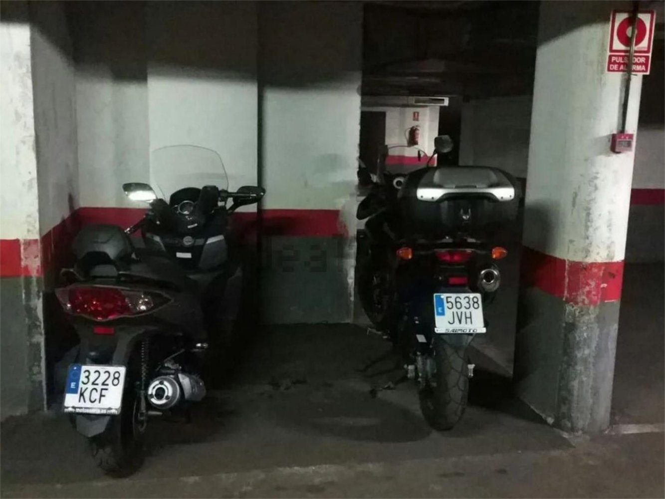 Гараж 8м² в Мадрид, Испания № 276112