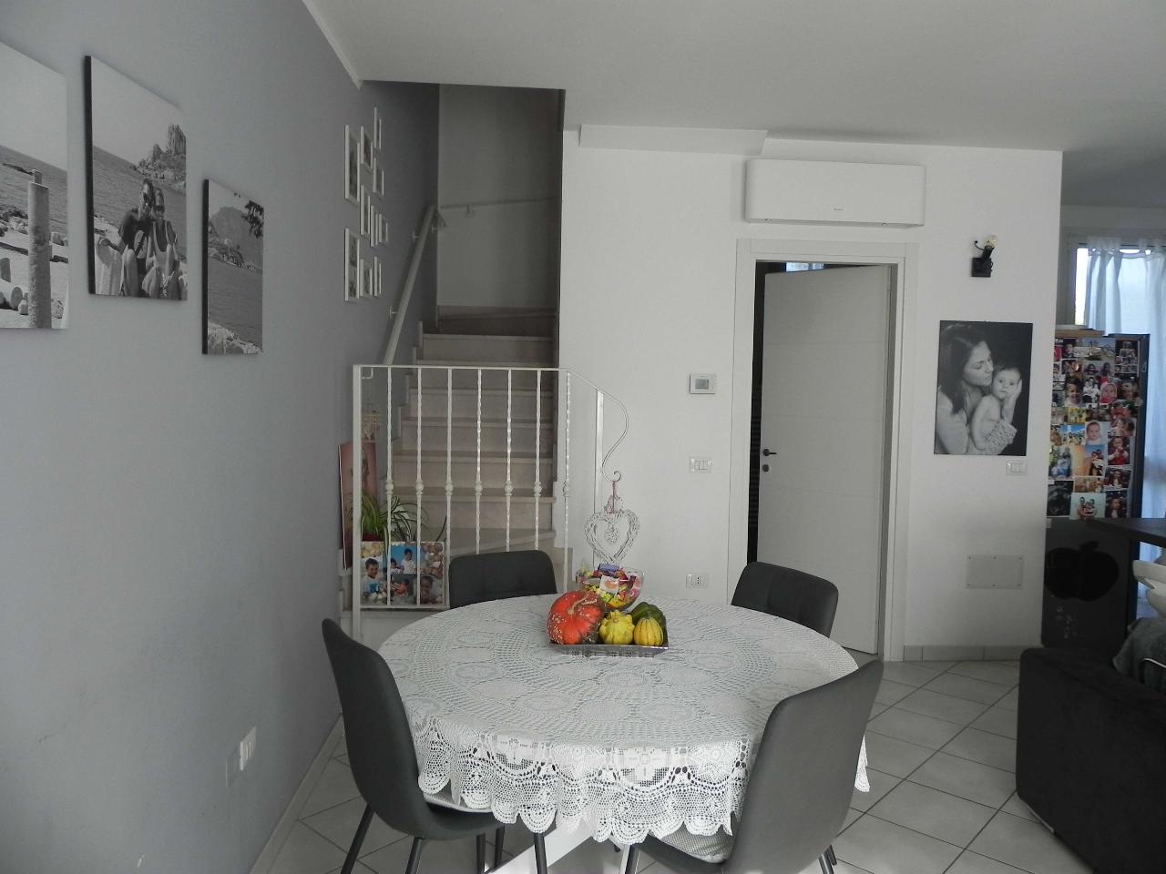4 rooms Apartment in Ravenna, Italy No. 165090