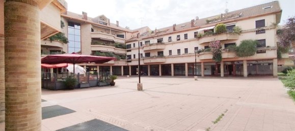 Imóvel comercial em Nova Milanese, Italy 86 m² N.º 260482 2