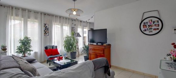 Adosado de 3 dormitorios en Eure, France No. 359977 2