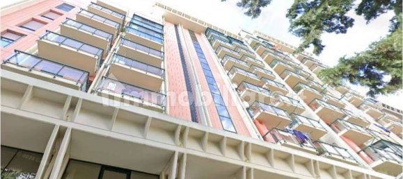 4 bedrooms Apartment in Bari, Italy No. 310474 10