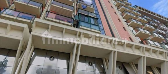 4 bedrooms Apartment in Bari, Italy No. 310474 3