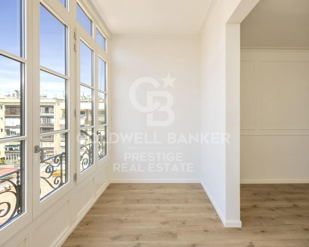 2 bedrooms Apartment in Eixample, Spain No. 83773