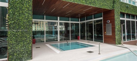  عقار تجاري في Miami, الولايات المتحدة 47.1متر مربع رقم 614098 9