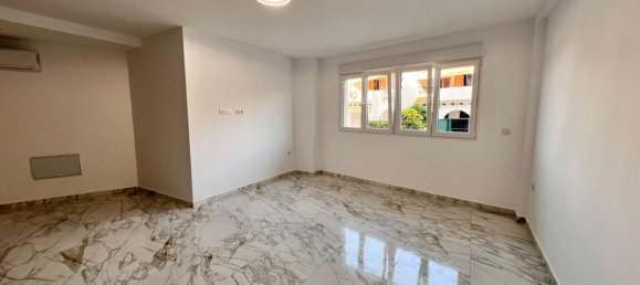 1 Schlafzimmer Wohnung in Torrevieja, Spanien, Nr. 369833 2