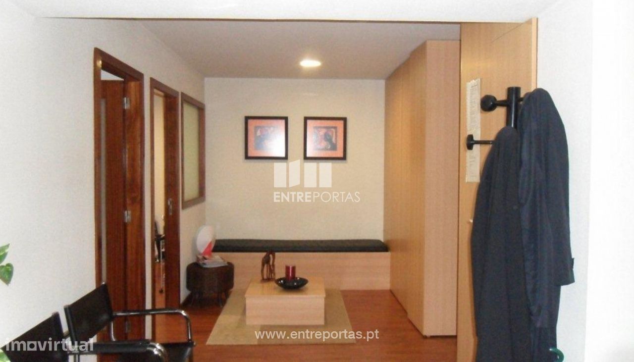 Büro in Povoa de Varzim, Portugal 56m², Nr. 54926
