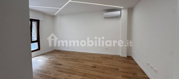 2 bedrooms Apartment in Florence, Italy No. 328767 10