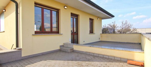 5 rooms Villa in Cesano Maderno, Italy No. 170417 10