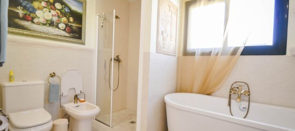 3 bedrooms Penthouse in Estepona, Spain No. 35428 22