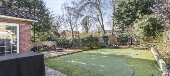 5 bedrooms House in Barnet, United Kingdom No. 6449 4