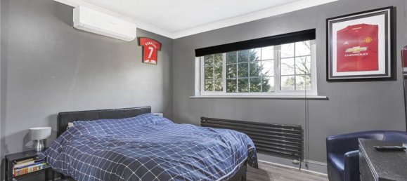 5 bedrooms House in Barnet, United Kingdom No. 6449 35