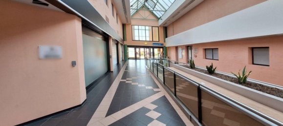 عقار تجاري في Pontedera, Italy 106متر مربع رقم 372697 7