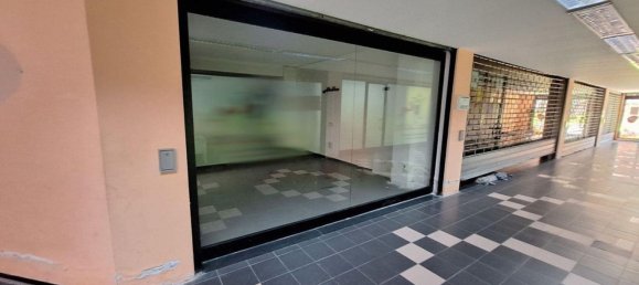 عقار تجاري في Pontedera, Italy 106متر مربع رقم 372697 4