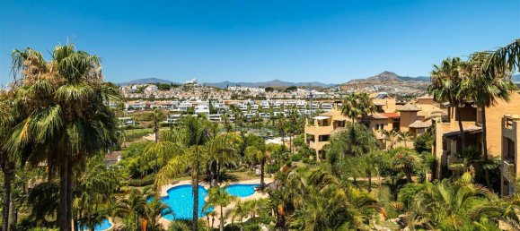 Ático de 2 dormitorios en Estepona, Spain No. 181017 30