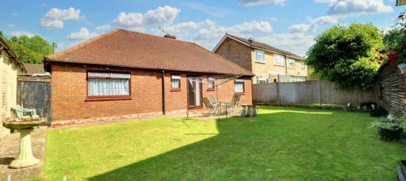 Bungalow T3 em Biggin Hill, United Kingdom N.º 4756 2