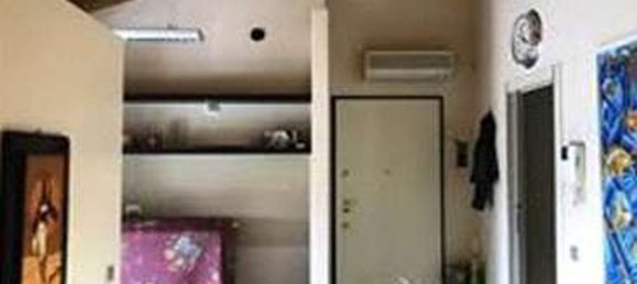 Apartamento de 2 habitaciónes en Burago di Molgora, Italy No. 8199 2