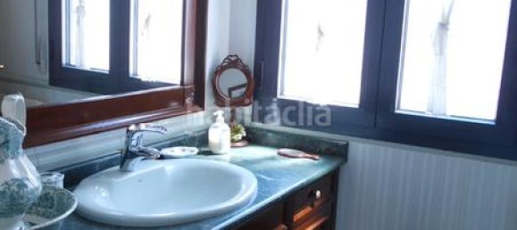 3 bedrooms Penthouse in Basque Autonomous Community, Spain No. 168672 16