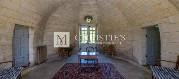 10 chambres Châteaux à Saintes, France No. 40377 9