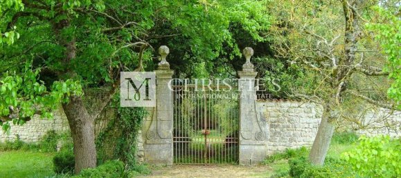 10 chambres Châteaux à Saintes, France No. 40377 8