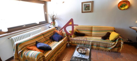 5 غرف نوم منزل في Pescia, Italy رقم 139929 17